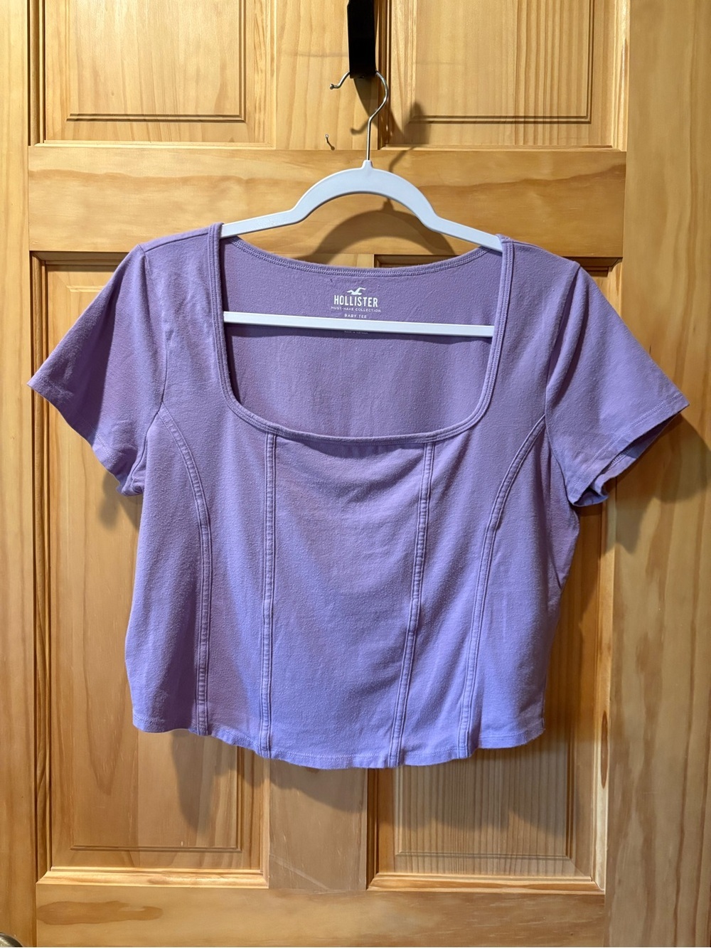 Hollister Co. Seamed Curved-Hem Baby Tee crop top "Must-Have Collection" XL